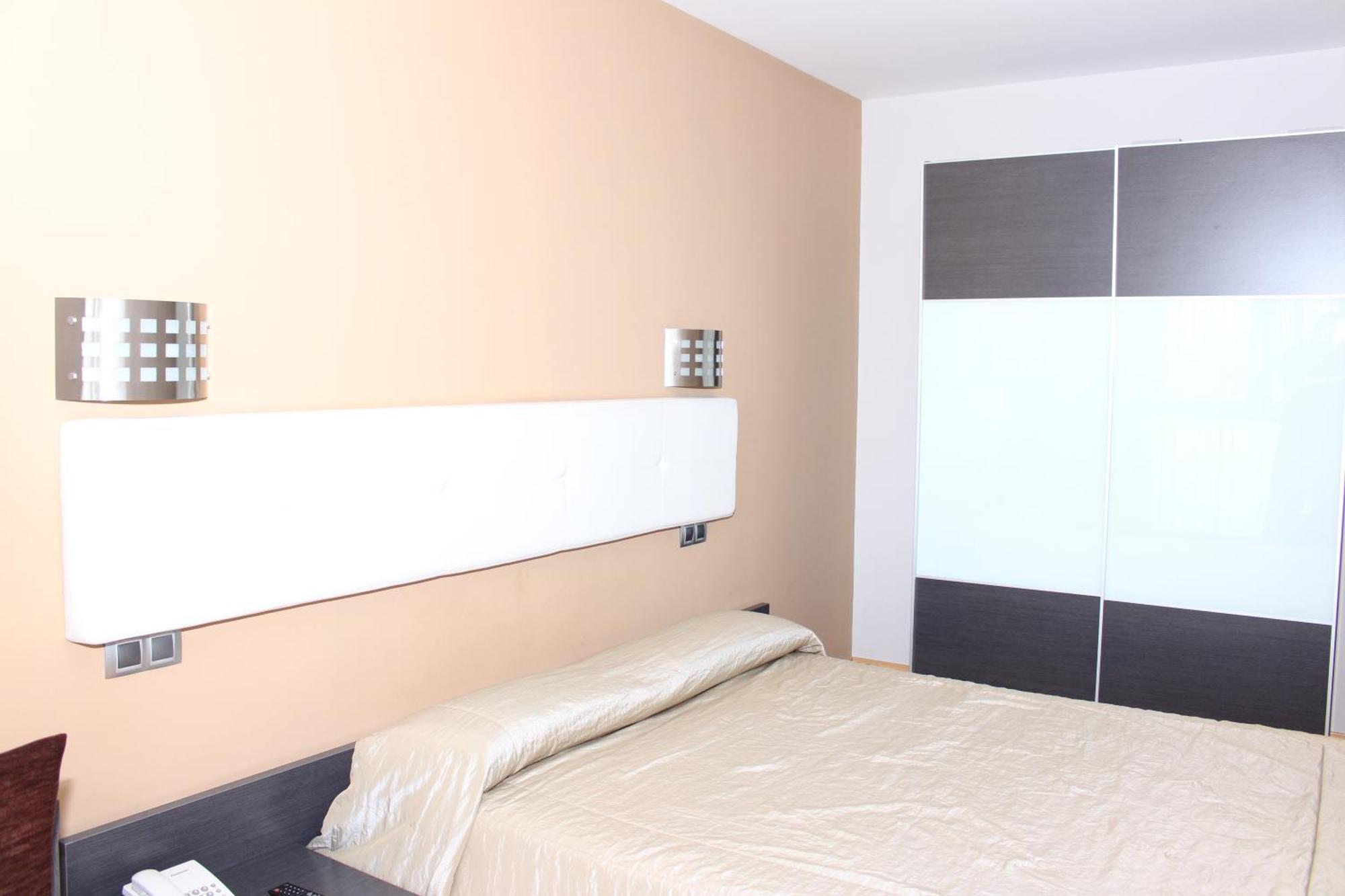 Ciutat D'amposta 3*